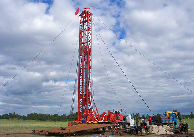 Plate-forme de forage d'eau d'entra&icirc;nement de table rotative