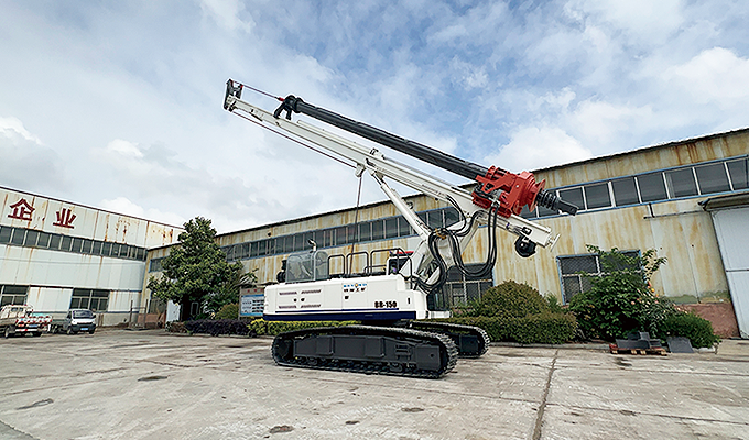 Plate-forme de battage BR-150 personnalisée par un client de Turquie